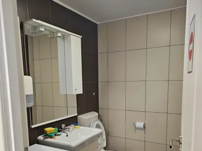 Apartament vanzare cumparare Sector 4 Bucuresti baie dotata